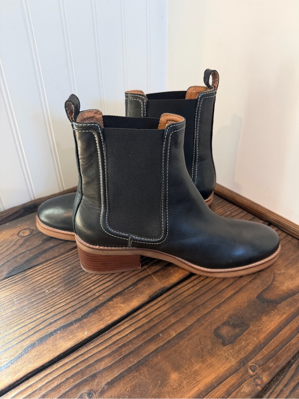 Joie Chelsea Black Leather Pull-On Stretch Ankle Boots - Picture 5 of 7